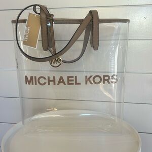 NWT MICHAEL KORS THE MICHAEL BAG LG NS TOTE IN CAMEL